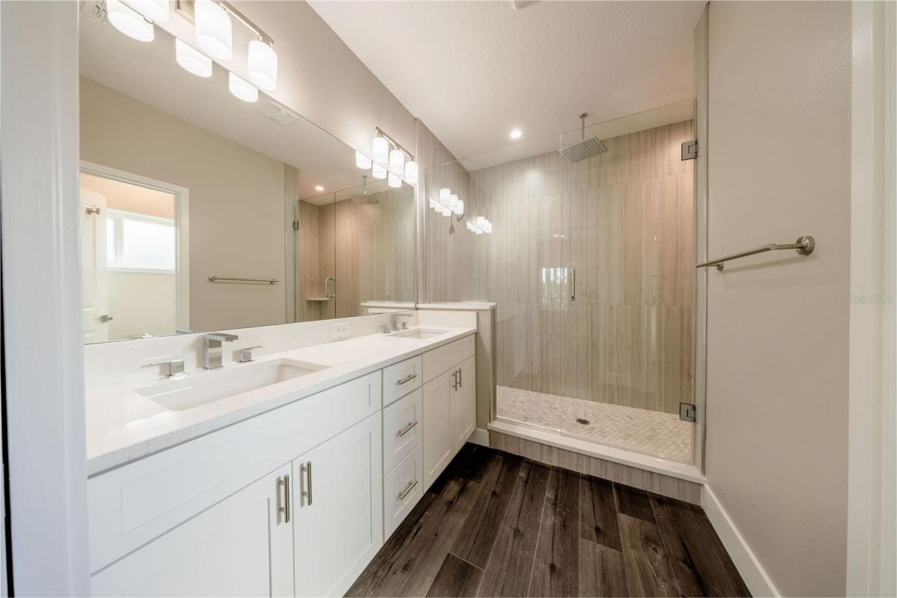 310 Mitnik Drive, Deltona, FL 32738 Photo