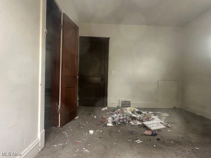 3143 Trowbridge Avenue, Cleveland, OH 44109 Photo 8