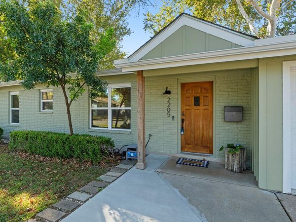 2205 N Plains Ave, Austin, TX 78757