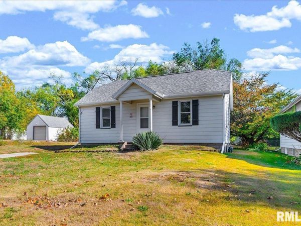 1328 N STEVER Avenue, West Peoria, IL 61604