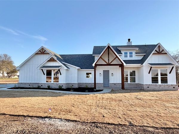 2000 Collin Street, Weatherford, TX 76085