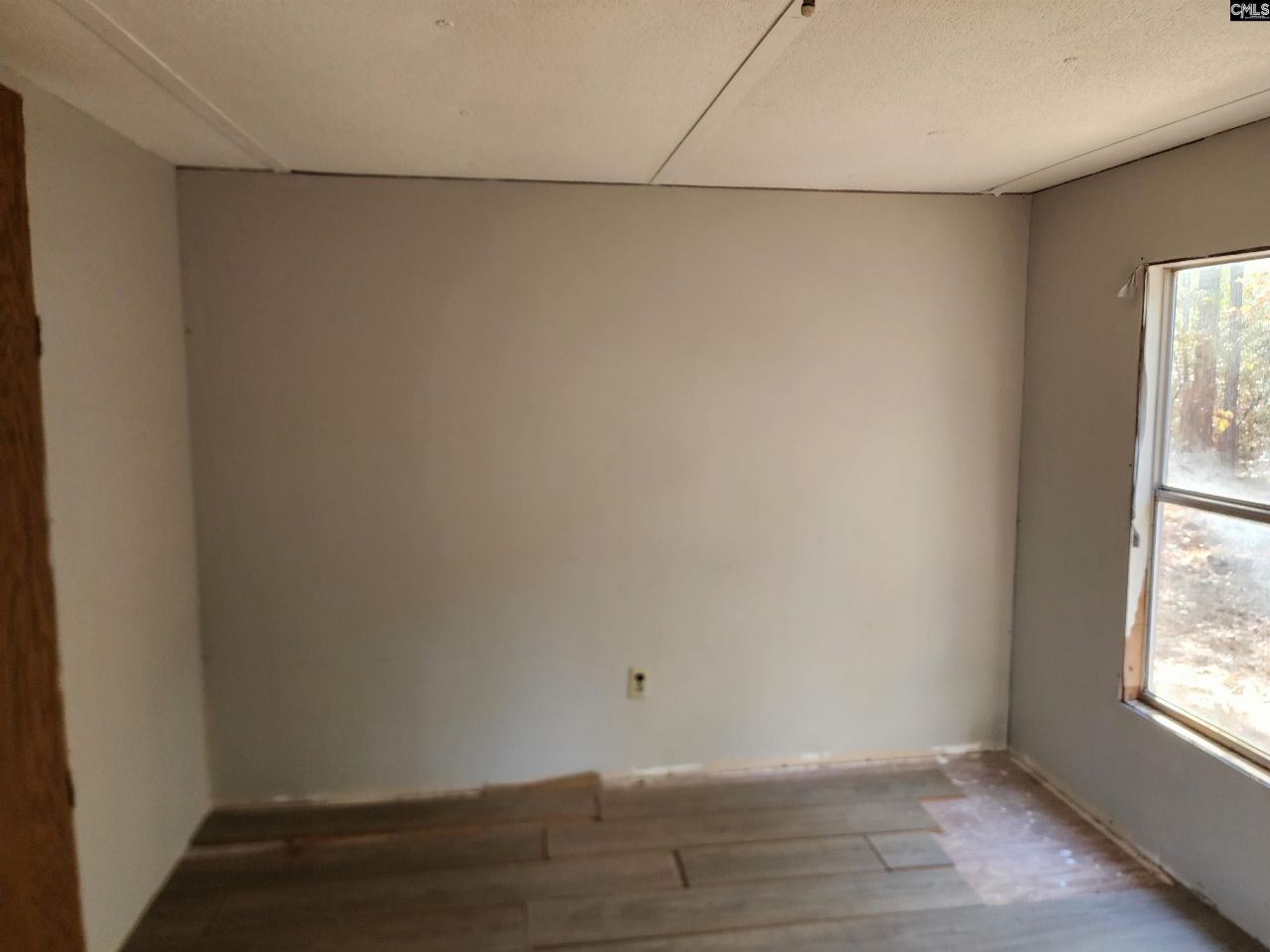 323 Haven Road Photo 15