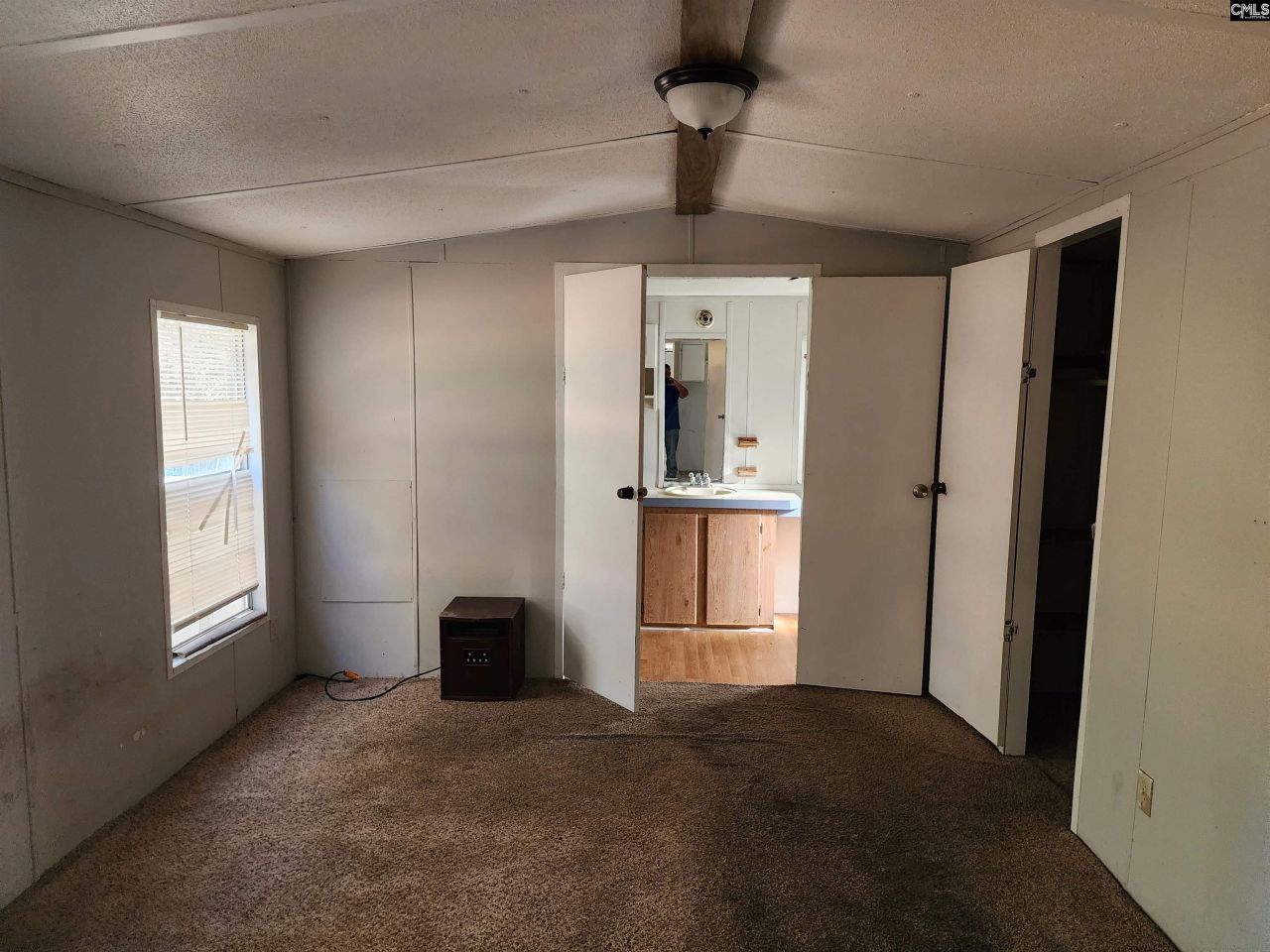 323 Haven Road Photo 6