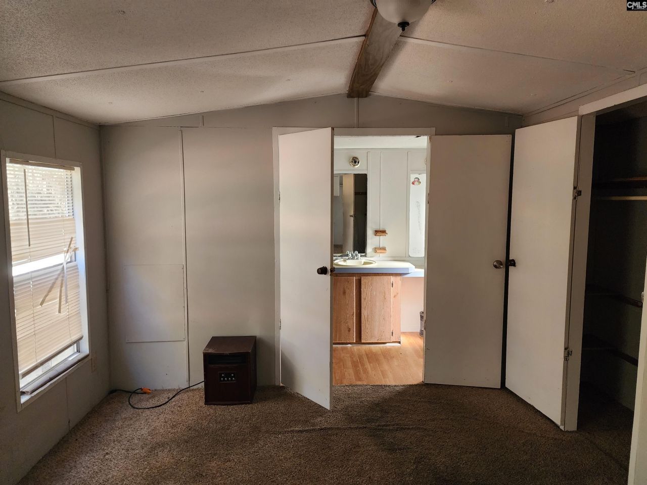 323 Haven Road Photo 7