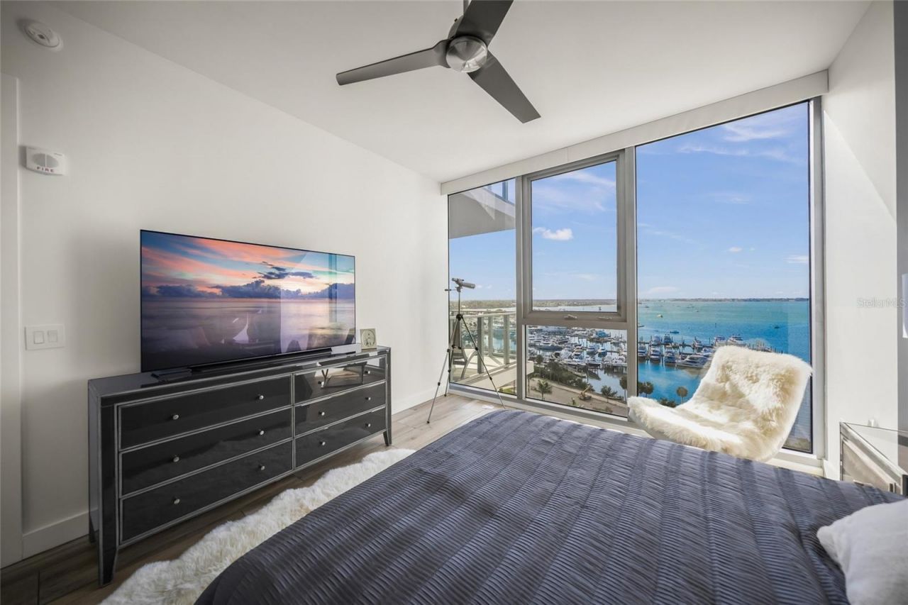 1155 N Gulfstream Avenue, Unit 1006, Sarasota, FL 34236 Photo