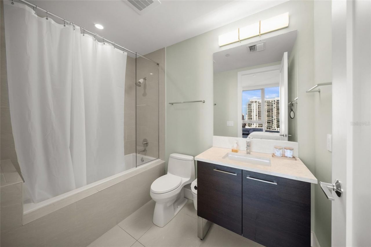 1155 N Gulfstream Avenue, Unit 1006, Sarasota, FL 34236 Photo