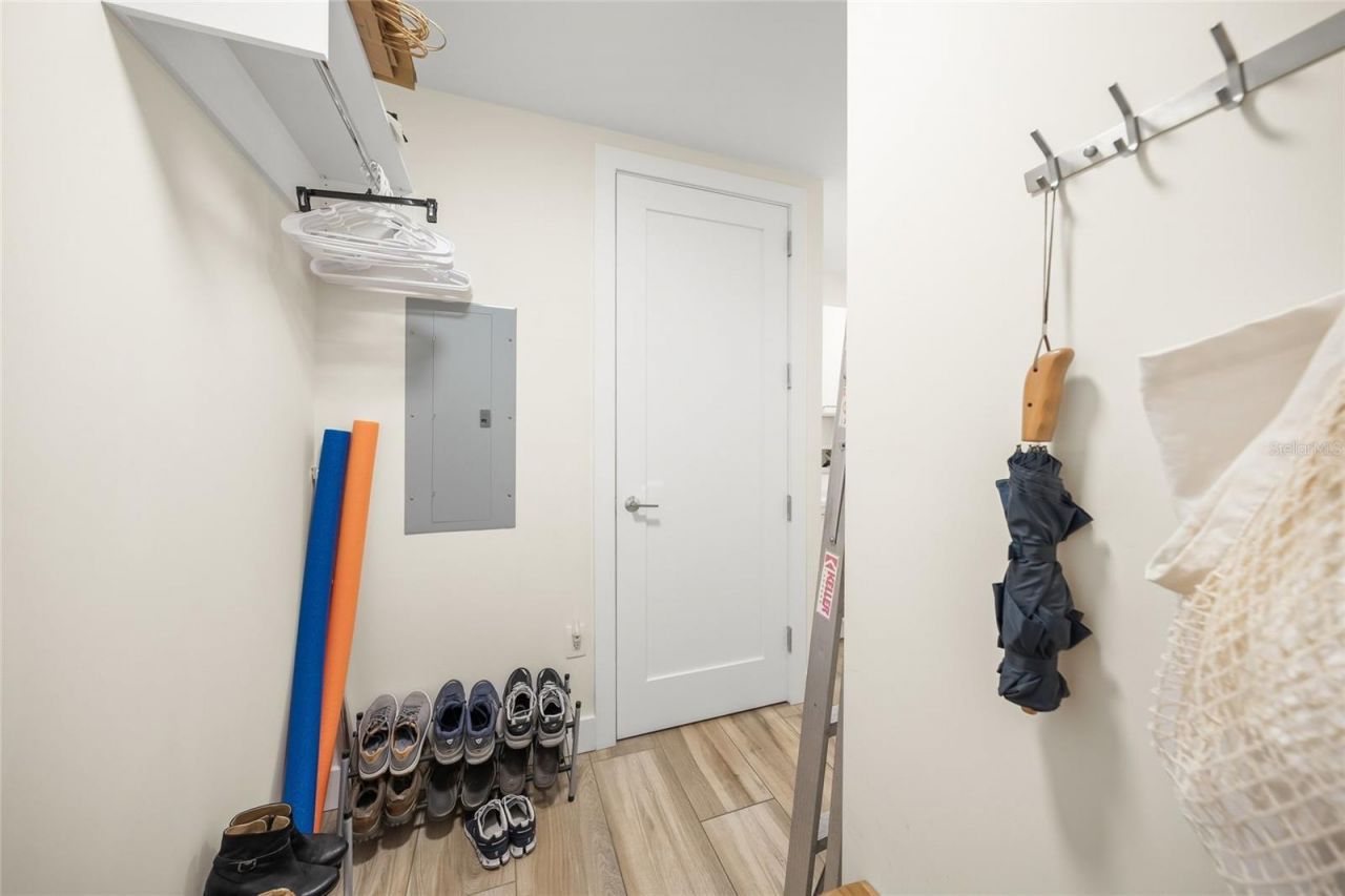 1155 N Gulfstream Avenue, Unit 1006, Sarasota, FL 34236 Photo