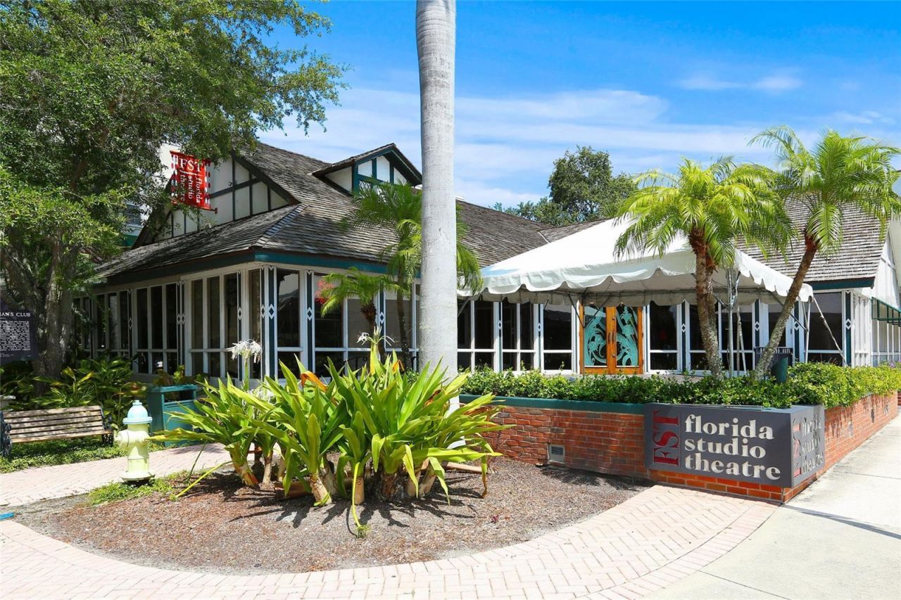 1155 N Gulfstream Avenue, Unit 1006, Sarasota, FL 34236 Photo