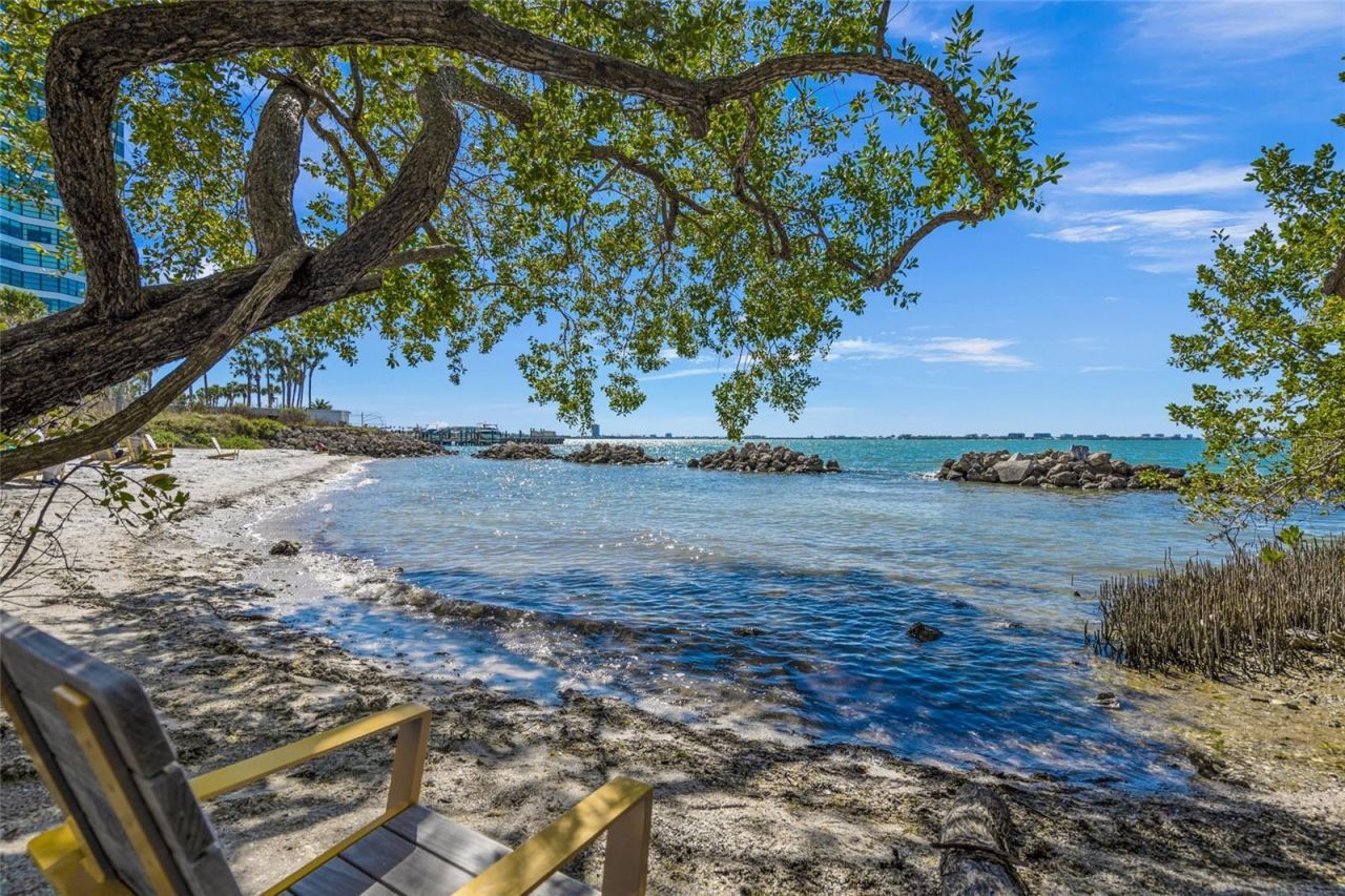 1155 N Gulfstream Avenue, Unit 1006, Sarasota, FL 34236 Photo