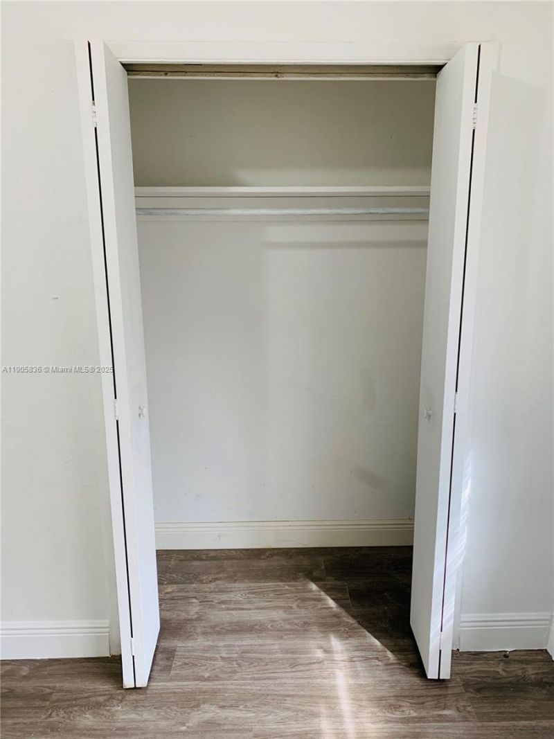 738 NE 86th St, Unit 8, Miami, FL 33138 Photo