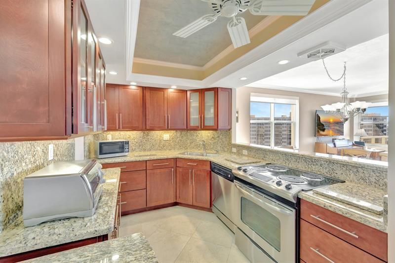 3300 NE 36th Street, Unit 1516, Fort Lauderdale, FL 33308 Photo