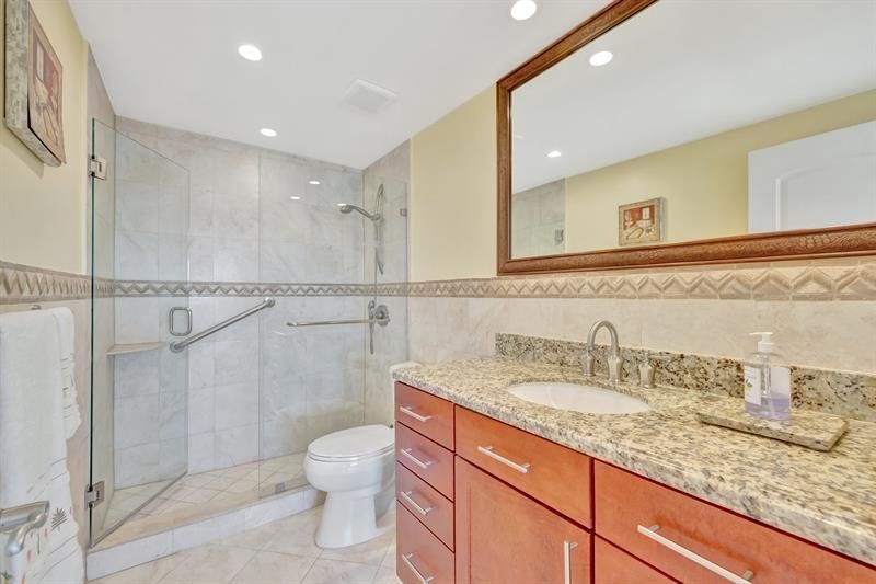 3300 NE 36th Street, Unit 1516, Fort Lauderdale, FL 33308 Photo