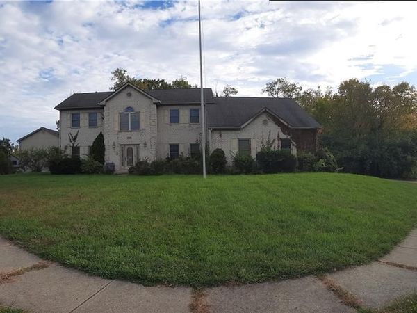 100 Collins Court, Dayton, OH 45439