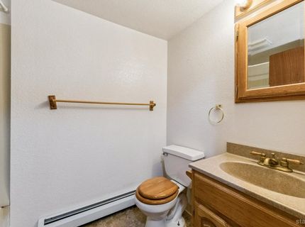 1259 Bonanza Avenue, South Lake Tahoe, CA 96150 Photo