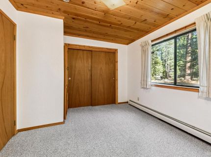 1259 Bonanza Avenue, South Lake Tahoe, CA 96150 Photo