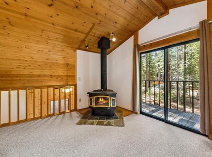 1259 Bonanza Avenue, South Lake Tahoe, CA 96150 Photo