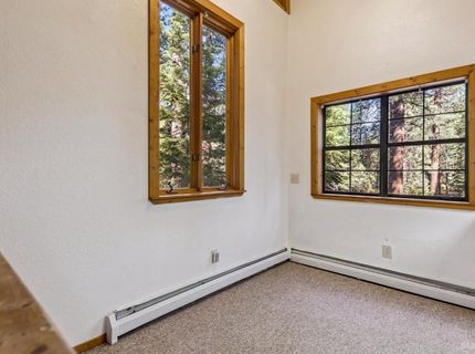 1259 Bonanza Avenue, South Lake Tahoe, CA 96150 Photo