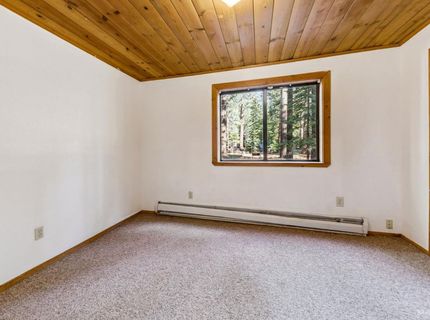 1259 Bonanza Avenue, South Lake Tahoe, CA 96150 Photo