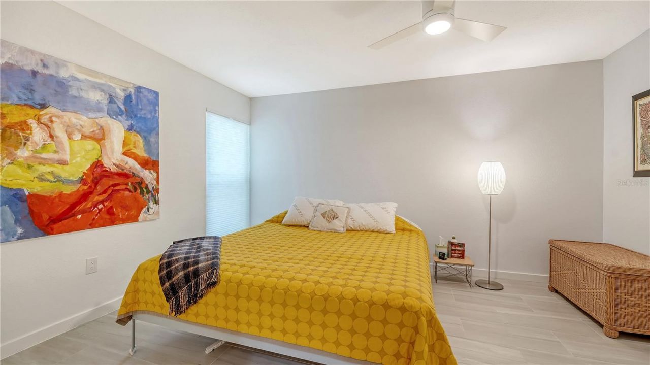 1542 Oak Street, Unit 102, Sarasota, FL 34236 Photo