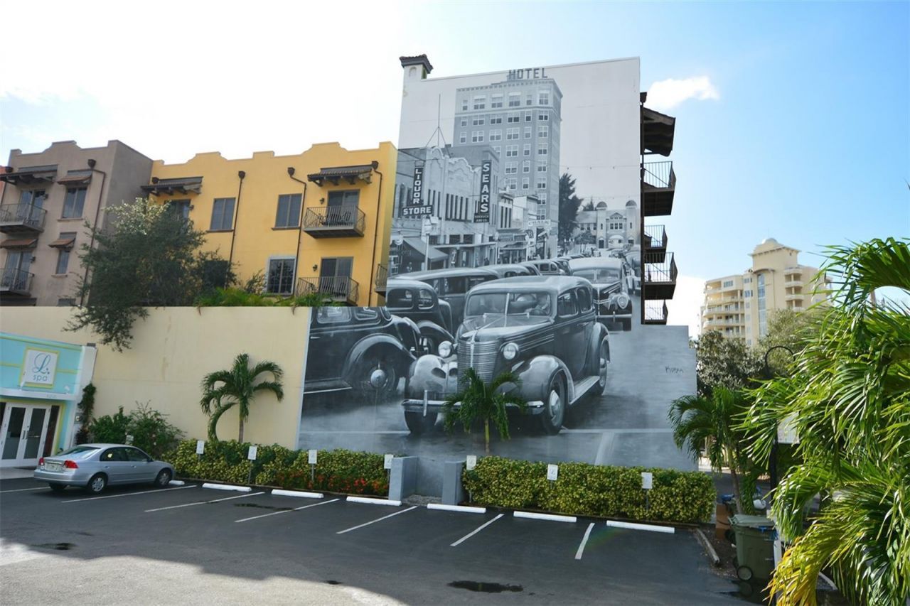 1542 Oak Street, Unit 102, Sarasota, FL 34236 Photo