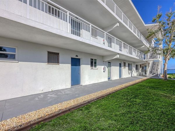 769 JOHN RINGLING BOULEVARD, Unit 3, SARASOTA, FL 34236