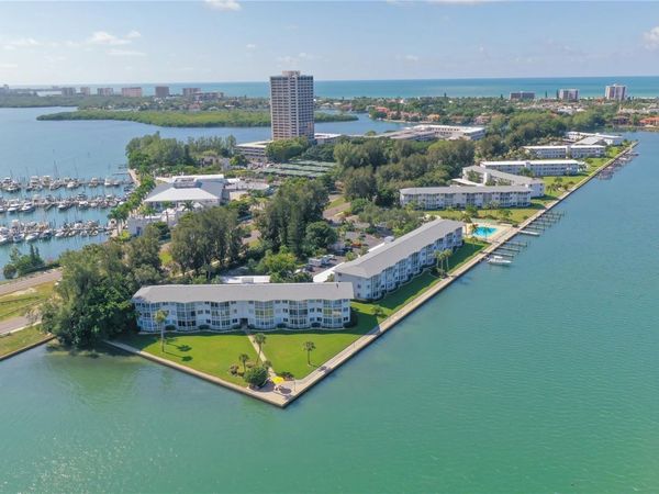 769 JOHN RINGLING BOULEVARD, Unit 3, SARASOTA, FL 34236