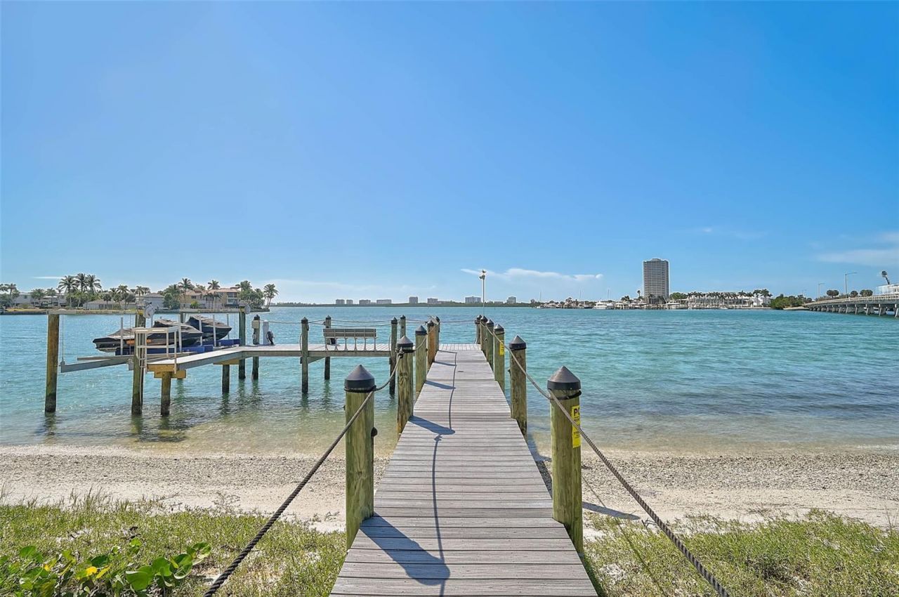 101 Seagull Lane, Sarasota, FL 34236 Photo