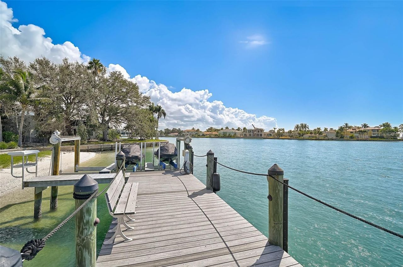 101 Seagull Lane, Sarasota, FL 34236 Photo