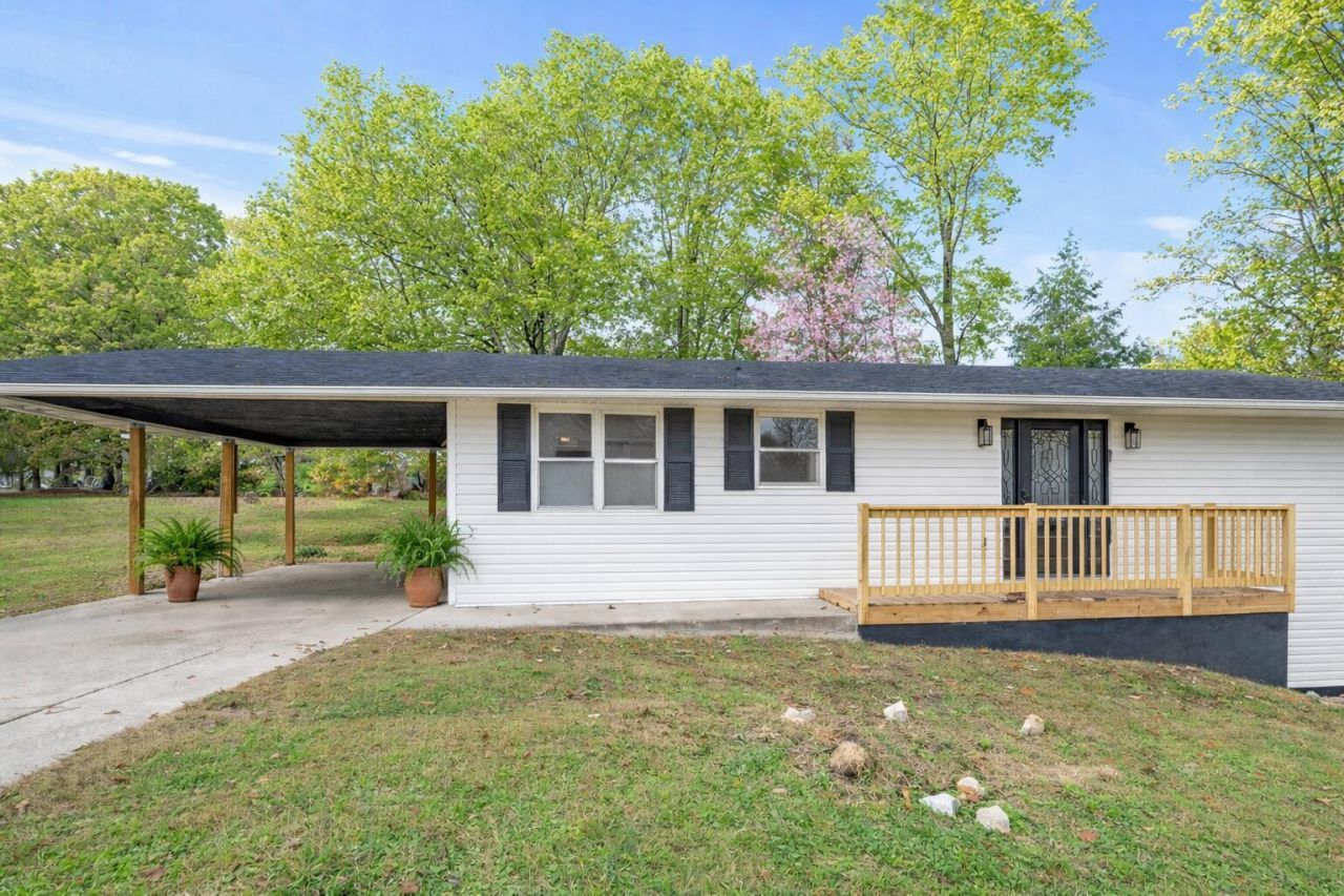 306 Allen Drive, Stanton, KY 40380 Main Photo
