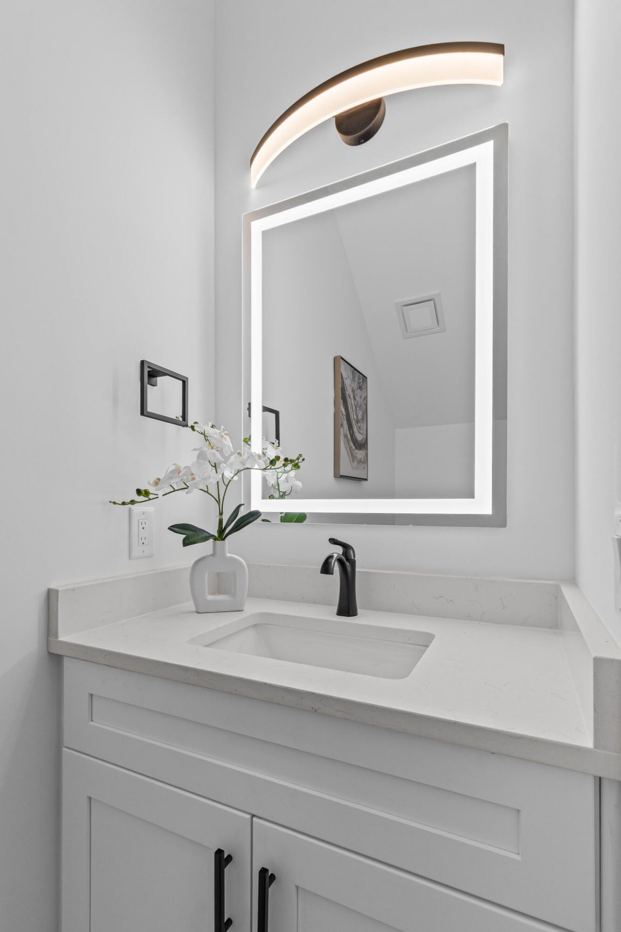 4844 Nesbitt Avenue Photo 11