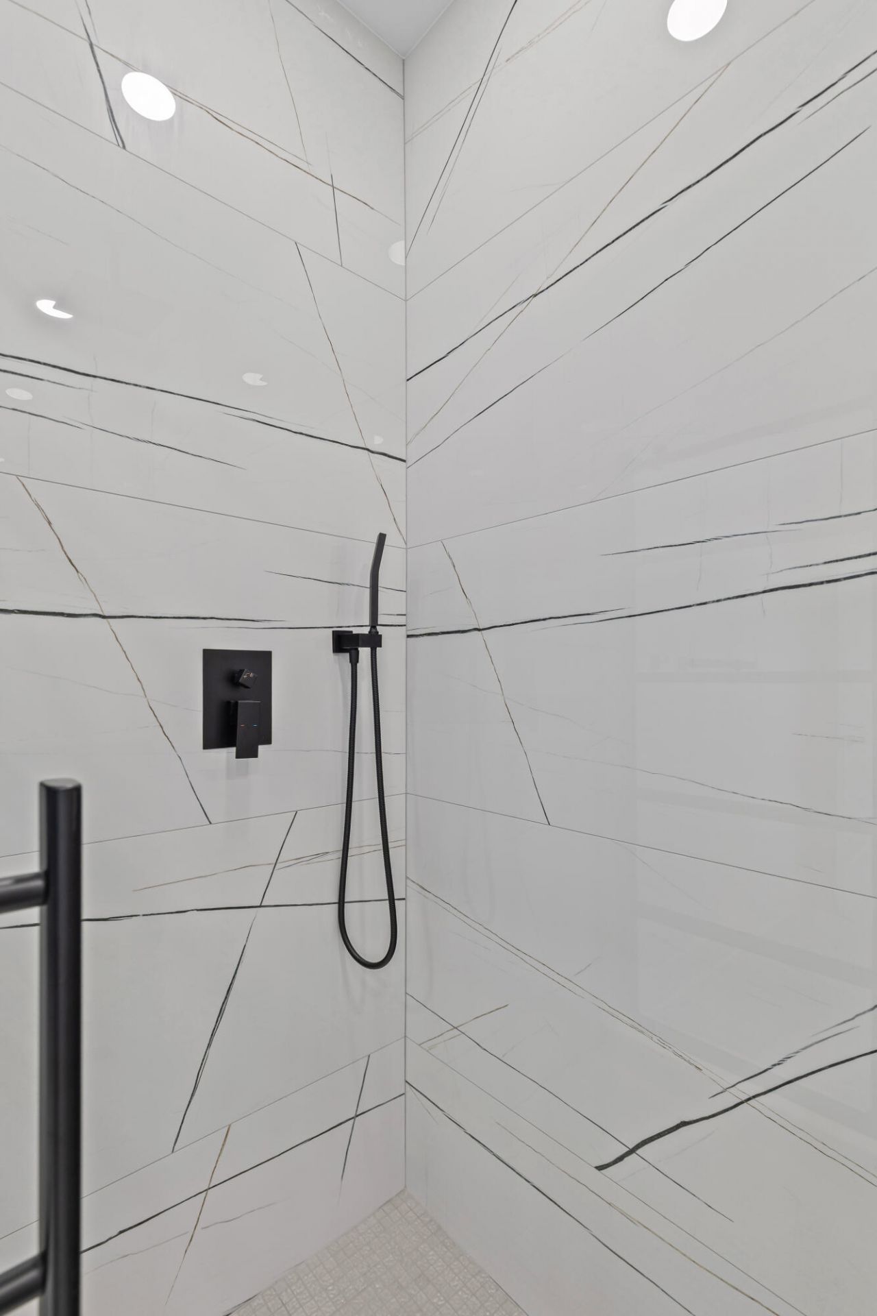 4844 Nesbitt Avenue Photo 18