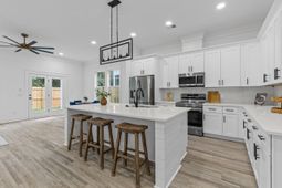 4844 Nesbitt Avenue photo 4