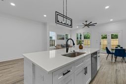 4844 Nesbitt Avenue photo 4