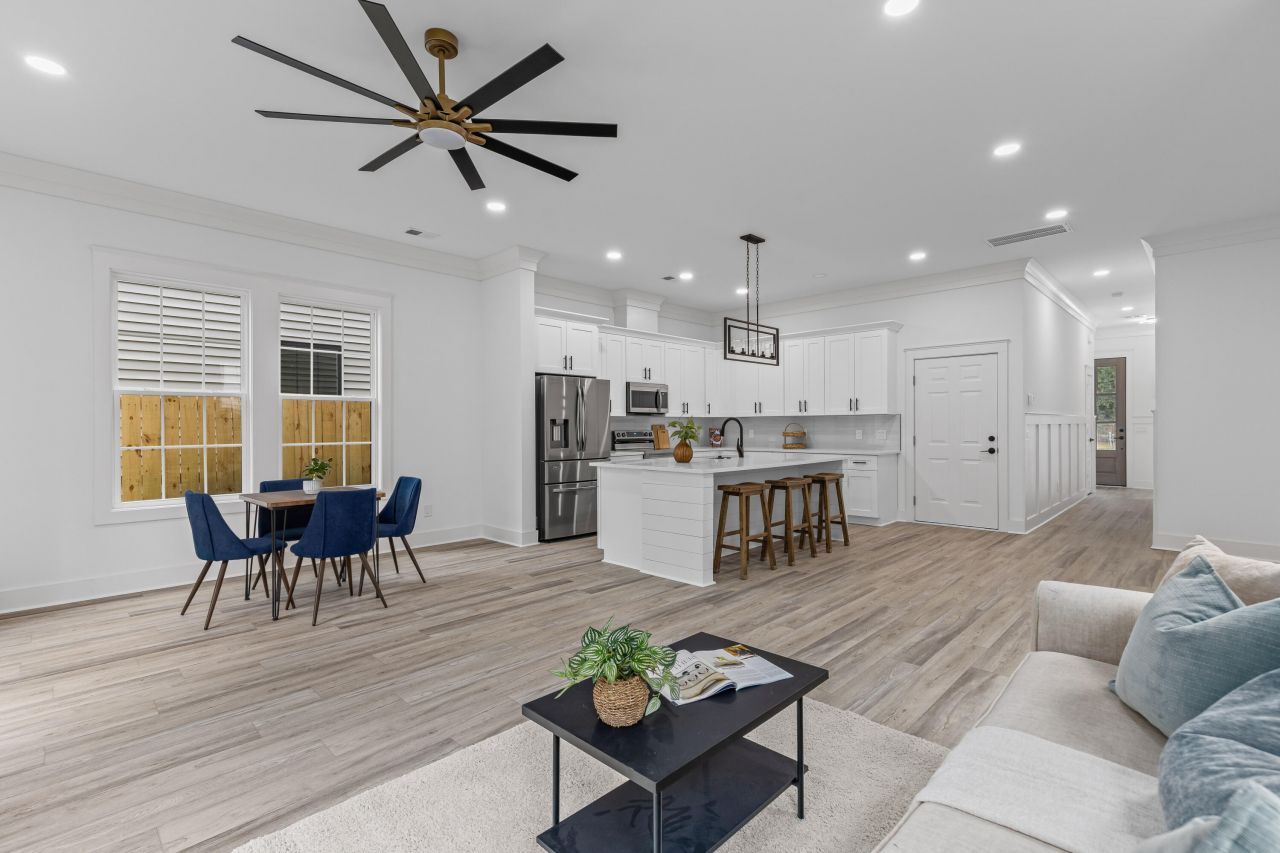 4844 Nesbitt Avenue Photo 7