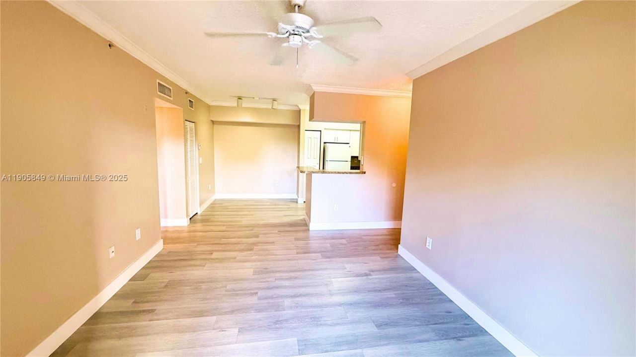 101 SW 117th Ave, Unit 7305, Pembroke Pines, FL 33025 Photo