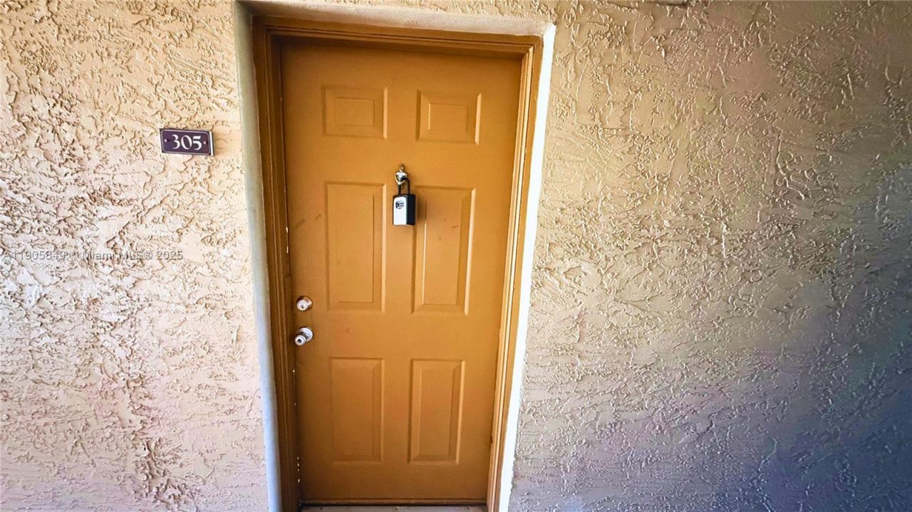 101 SW 117th Ave, Unit 7305, Pembroke Pines, FL 33025 Photo