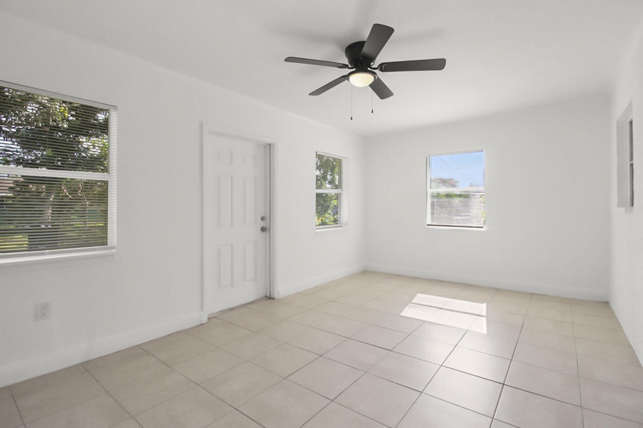 313 NW Dorchester Street, Port Saint Lucie, FL 34983 Photo