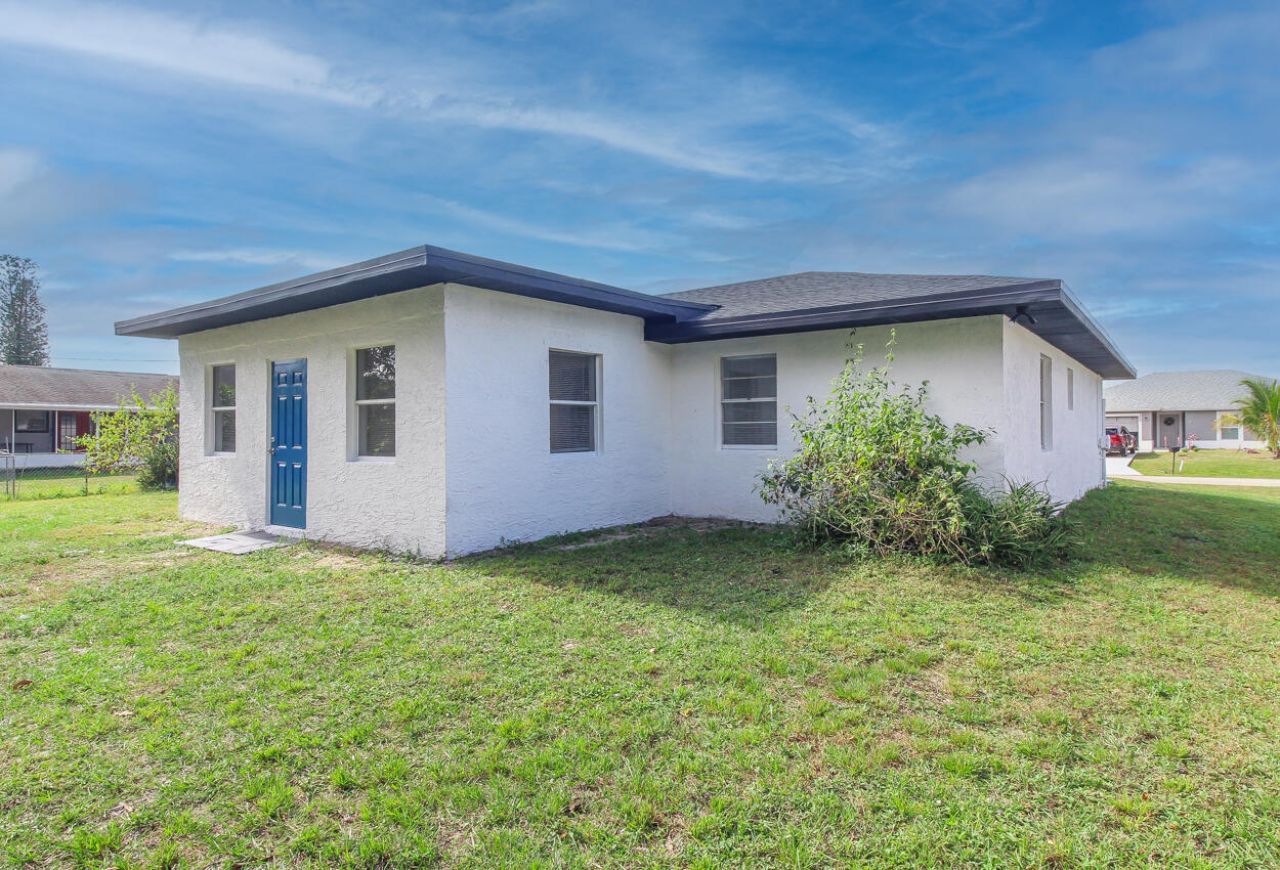 313 NW Dorchester Street, Port Saint Lucie, FL 34983 Photo