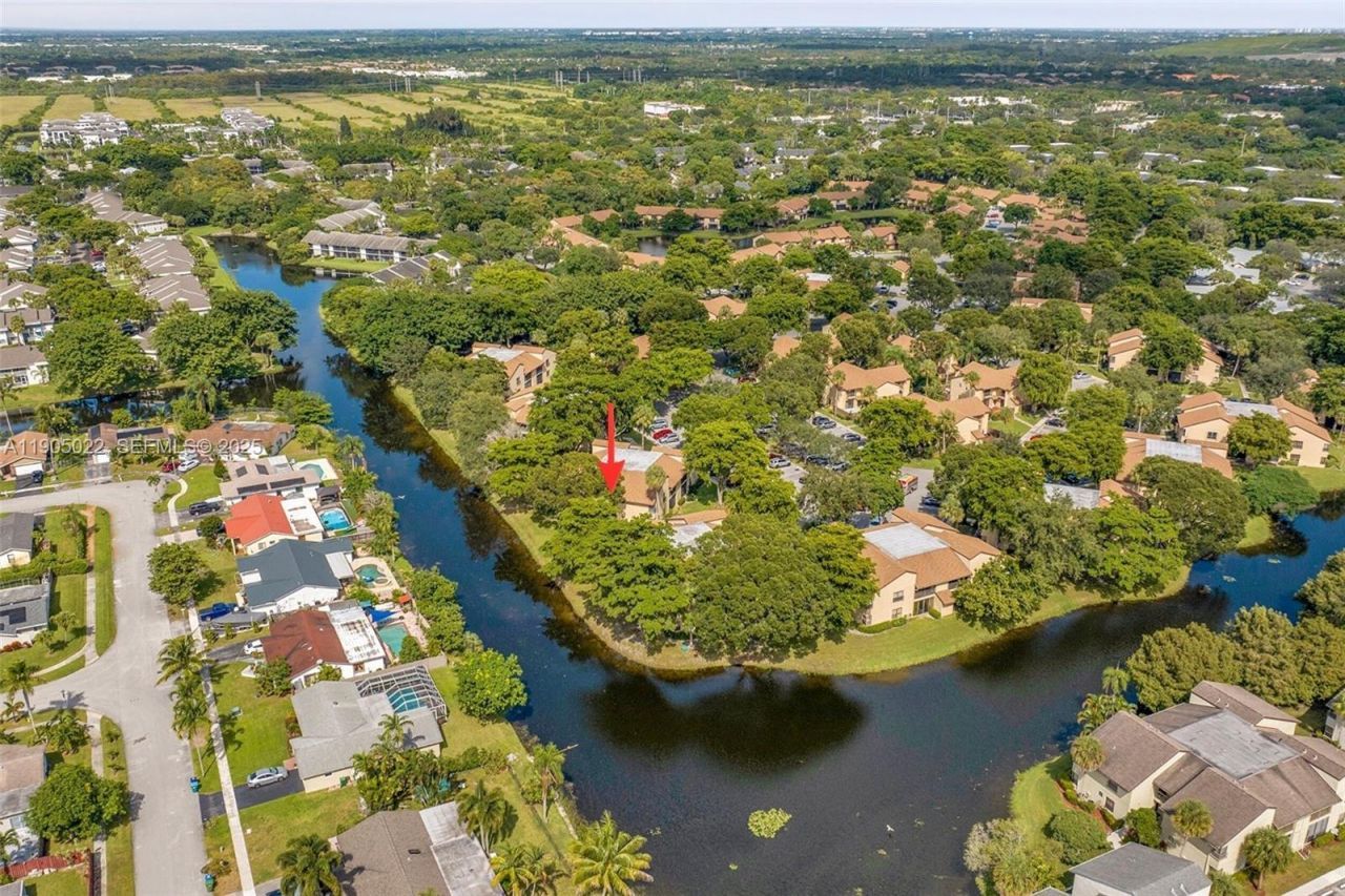 3773 Cocoplum Cir, Unit 3575, Coconut Creek, FL 33063 Photo