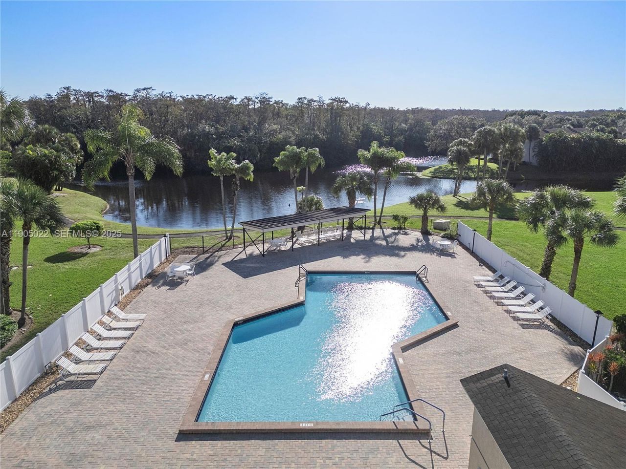 3773 Cocoplum Cir, Unit 3575, Coconut Creek, FL 33063 Photo