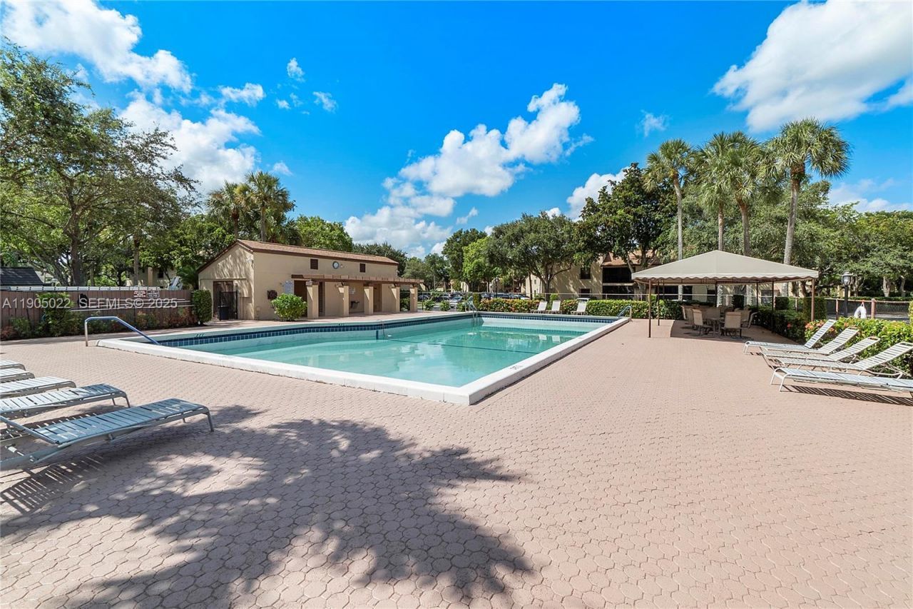 3773 Cocoplum Cir, Unit 3575, Coconut Creek, FL 33063 Photo