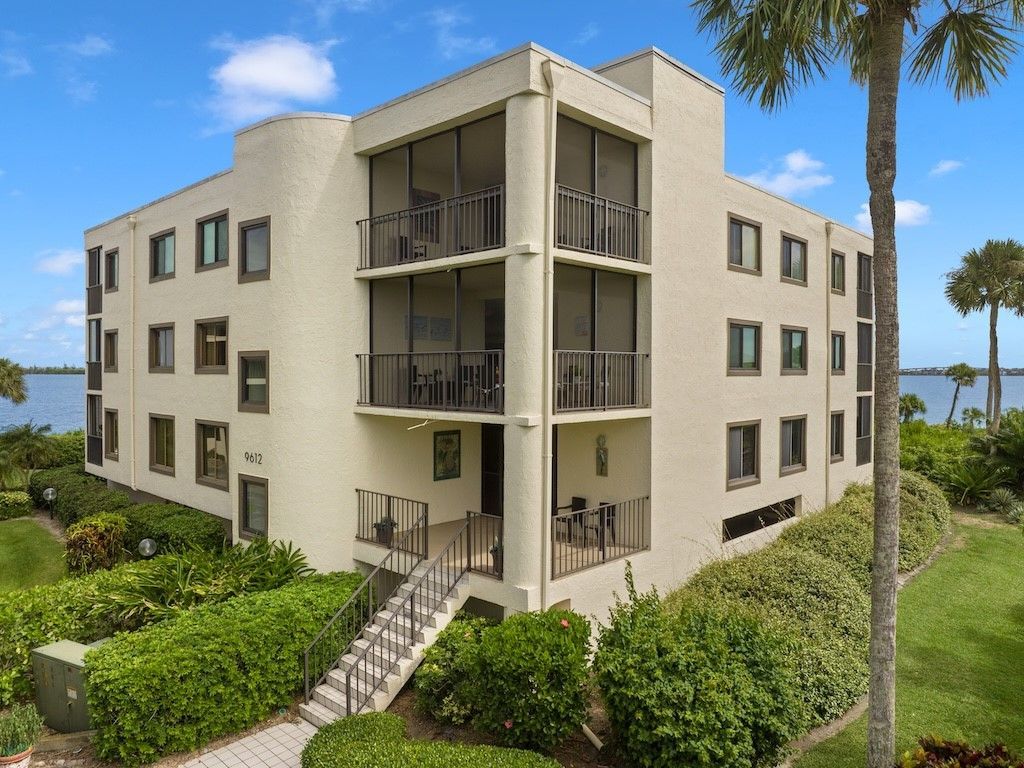 9612 Riverside Drive , Unit 302, Sebastian, FL 32958 Photo