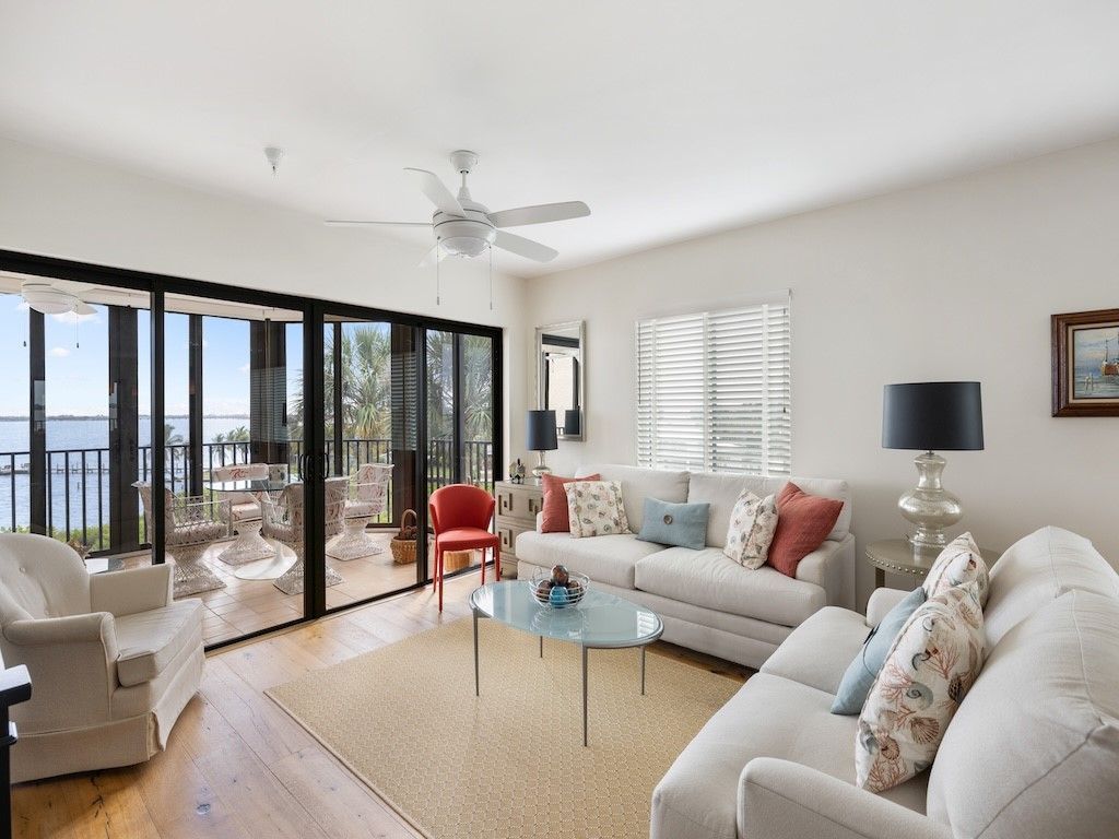 9612 Riverside Drive , Unit 302, Sebastian, FL 32958 Photo