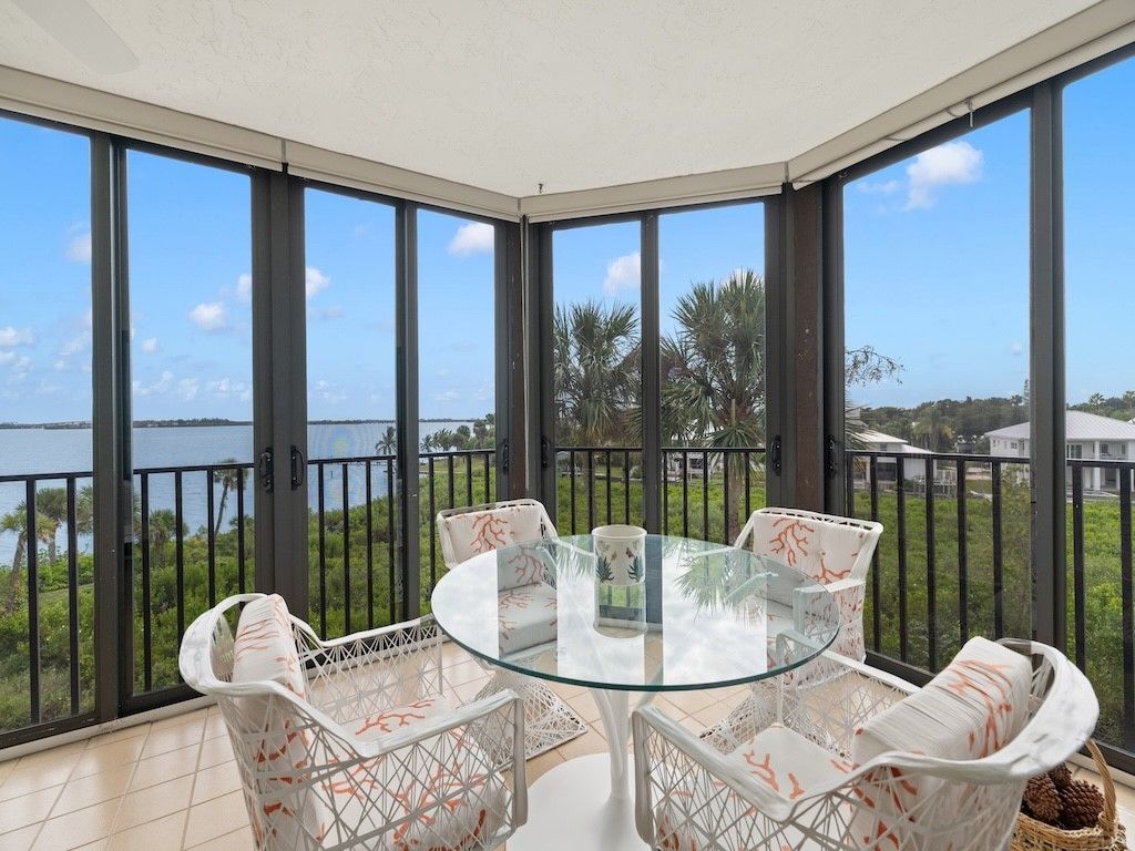 9612 Riverside Drive , Unit 302, Sebastian, FL 32958 Photo