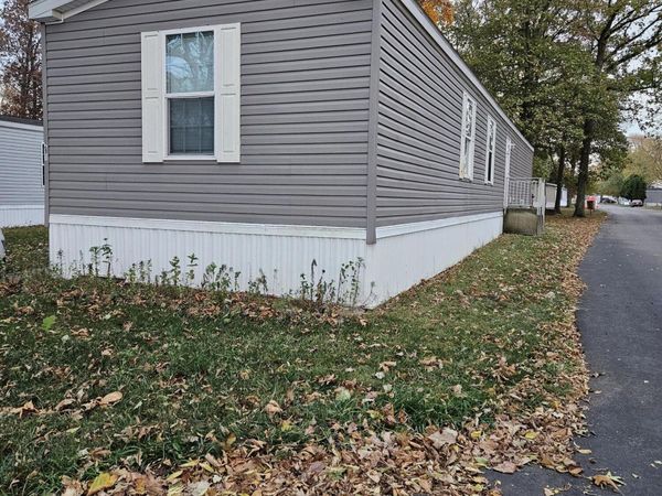 535 W Gypsy Lane Road, Bowling Green, OH 43402