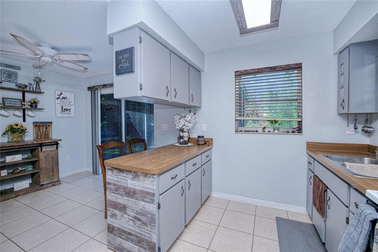 28286 S Twin Lakes Drive, Punta Gorda, FL 33955 Photo