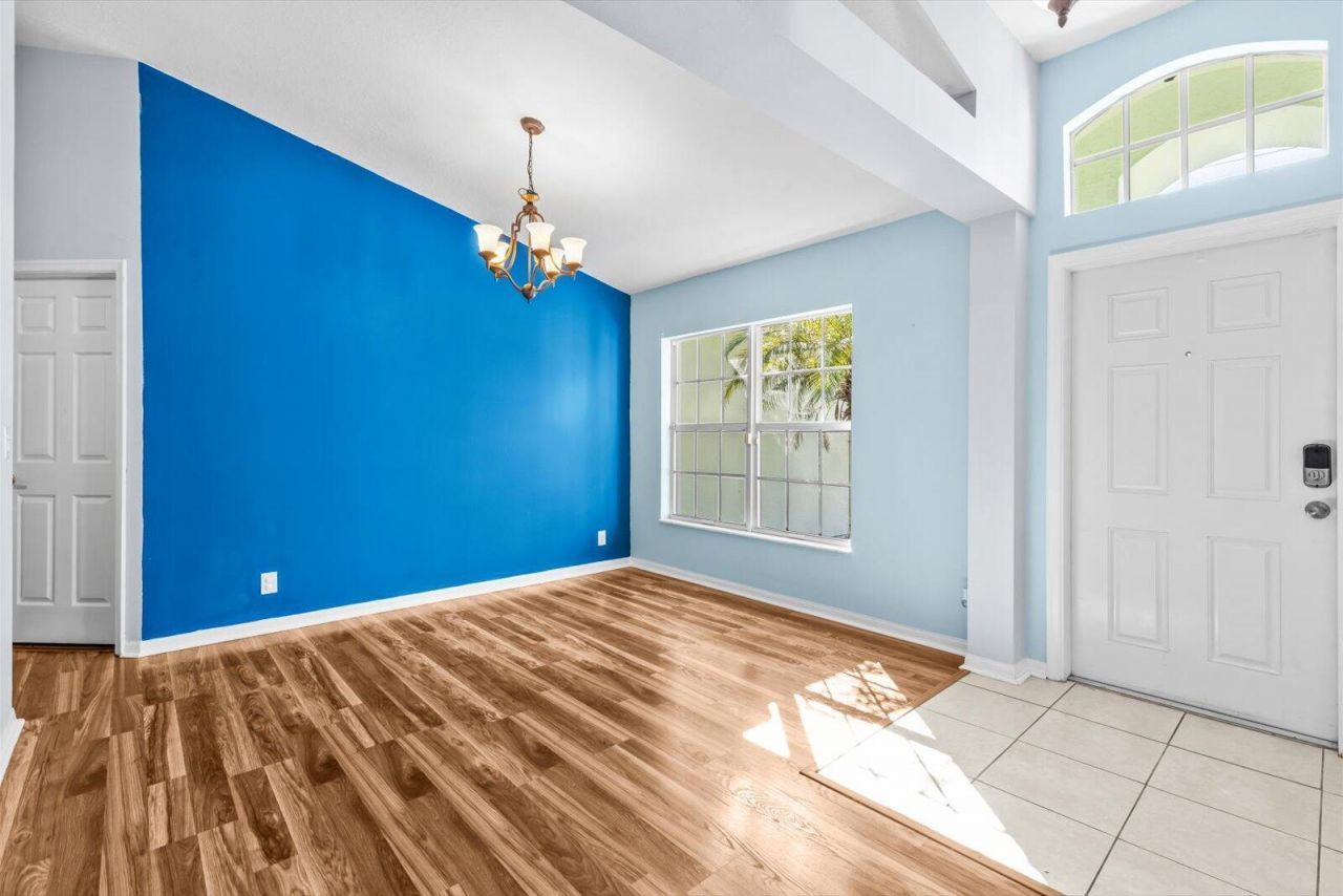 873 SW Tulip Boulevard, Port Saint Lucie, FL 34953 Photo