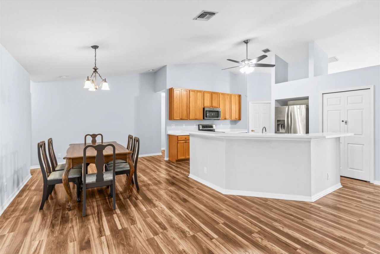 873 SW Tulip Boulevard, Port Saint Lucie, FL 34953 Photo