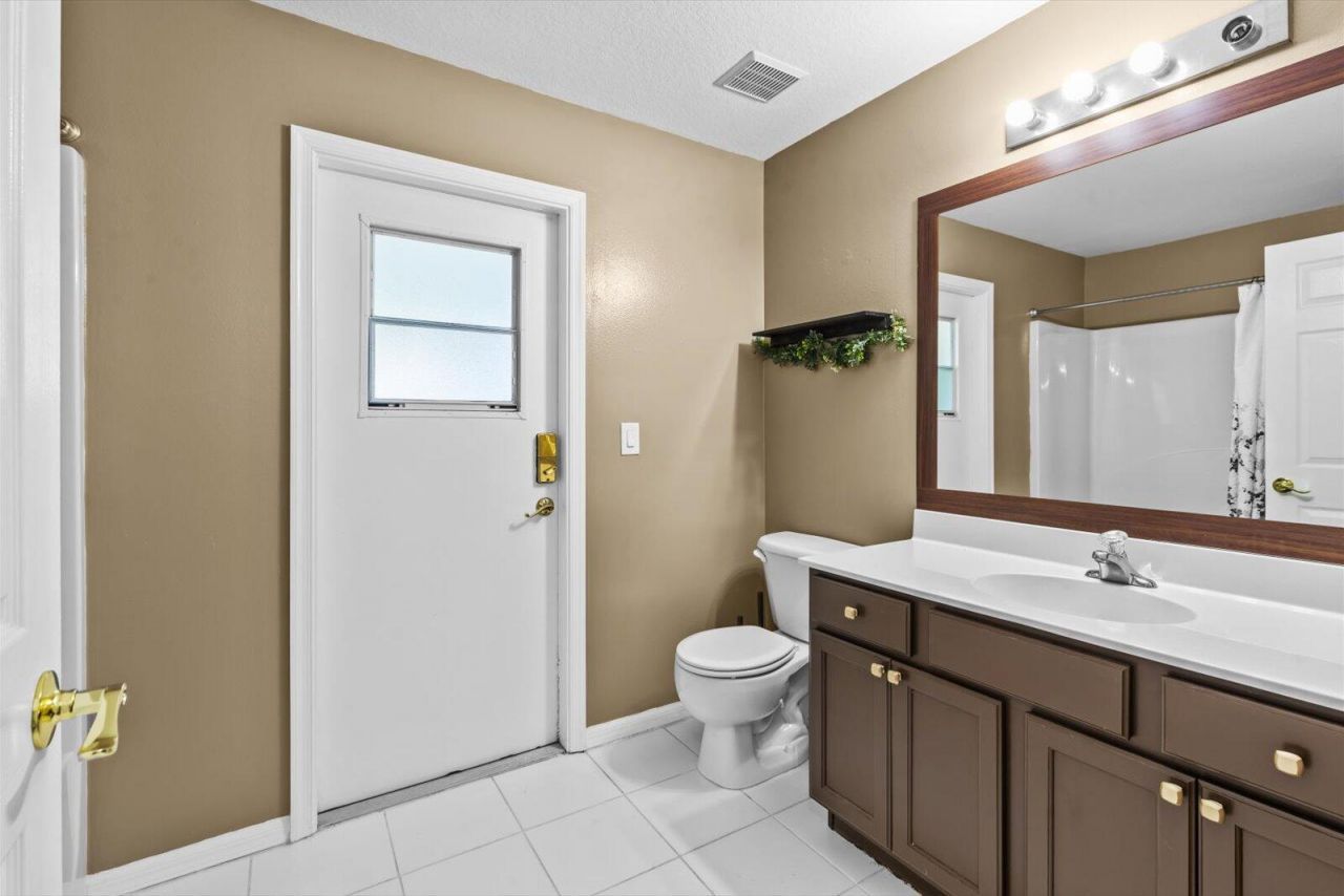 873 SW Tulip Boulevard, Port Saint Lucie, FL 34953 Photo