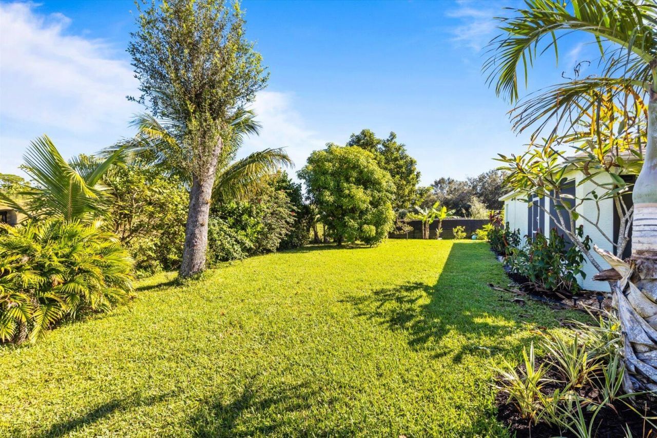 873 SW Tulip Boulevard, Port Saint Lucie, FL 34953 Photo